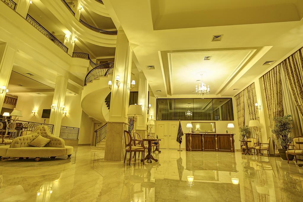 Hotel Garden Приштина Экстерьер фото