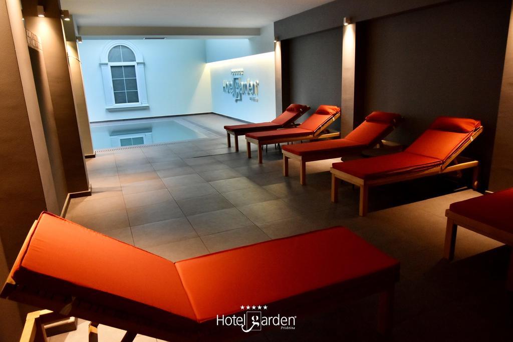 Hotel Garden Приштина Экстерьер фото