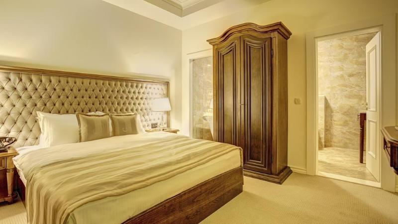 Hotel Garden Приштина Экстерьер фото